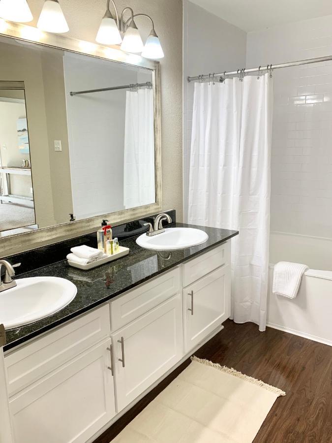 Spacious 2Br&2Ba Med Center Apt, Free Parking&Shuttle Хьюстон Экстерьер фото